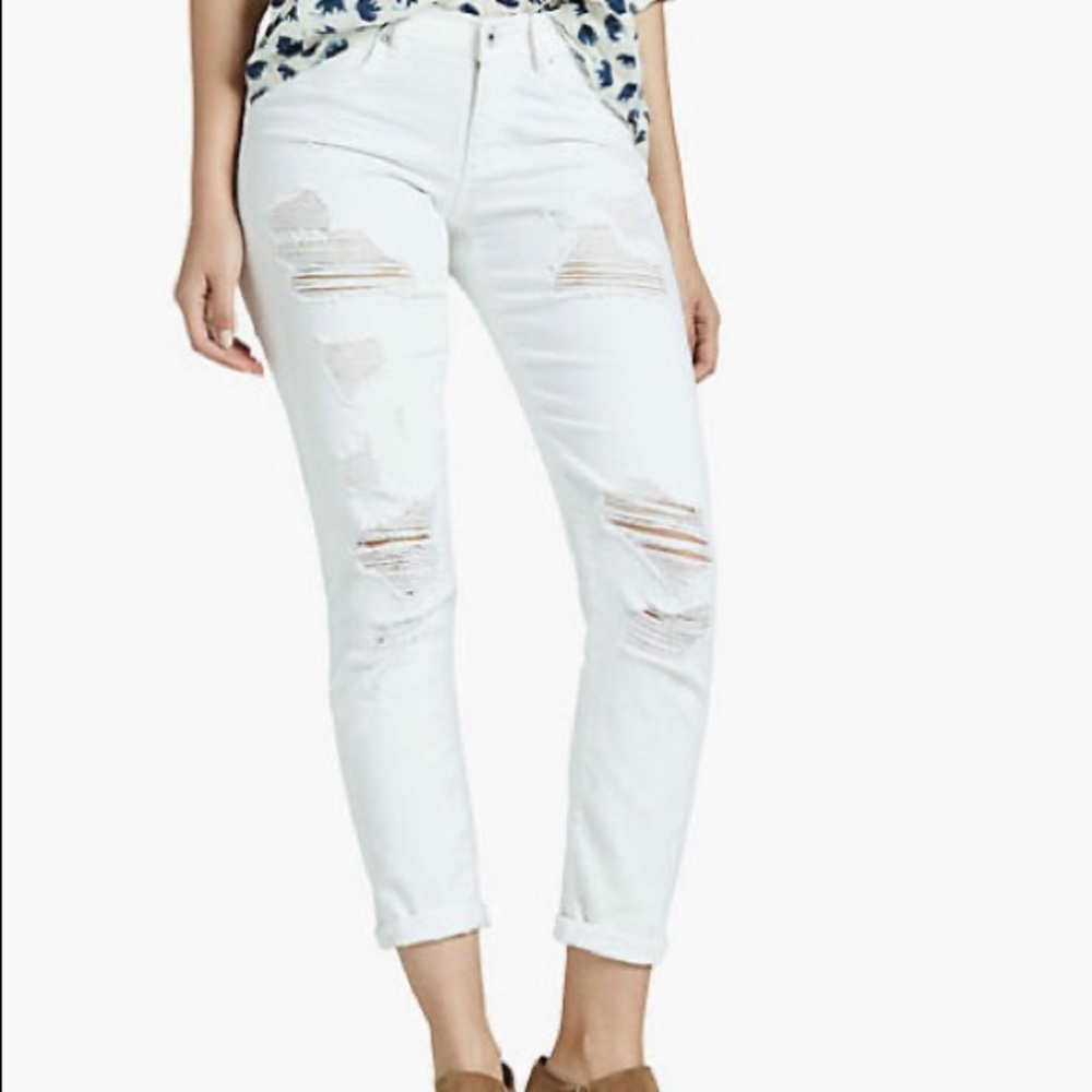 Lucky Brand White Sienna slim boyfriend Jeans
